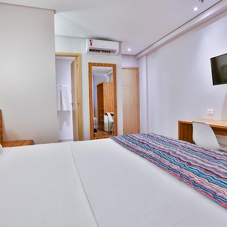 Maringá Airport Hotel Esterno foto